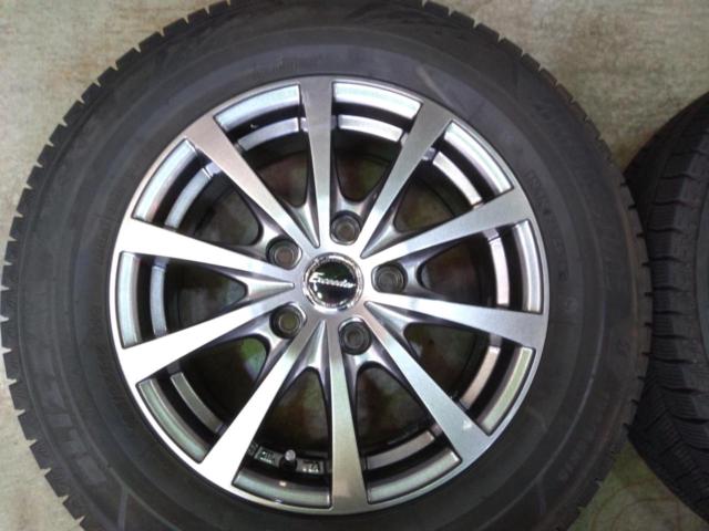 HOT STUFF(ホットスタッフ)Exceeder(エクシーダー) アルミホイール + BRIDGESTONE BLIZZAK VRX3