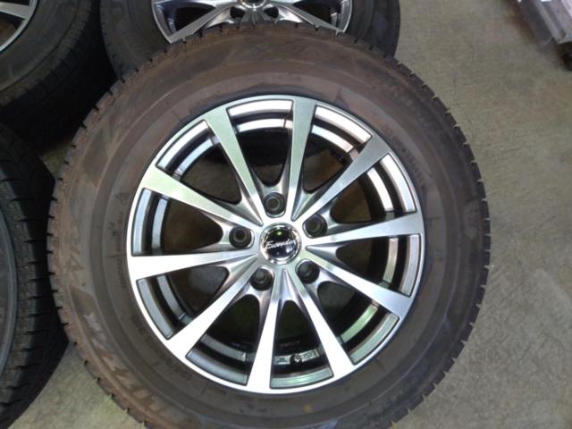 HOT STUFF(ホットスタッフ)Exceeder(エクシーダー) アルミホイール + BRIDGESTONE BLIZZAK VRX3