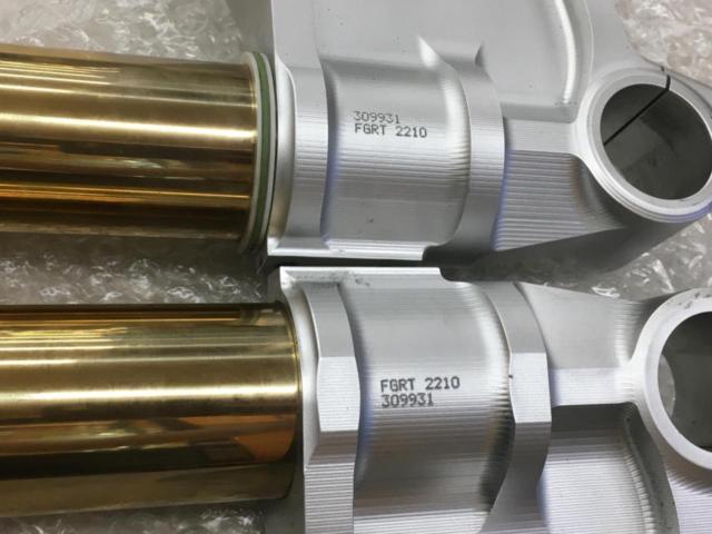 【Ninja H2】OHLINS(オーリンズ) 倒立フロントフォーク/FGRT221【足廻りの最高峰!!】