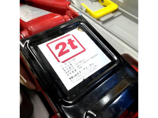 【ツールズ】S・I・T 2トンフロアジャッキ ST-222