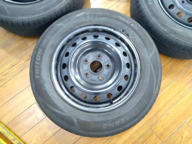 TOYOTA ノア/ヴォクシー 70系 純正スチールホイール+TRAZANO TRITON T-118