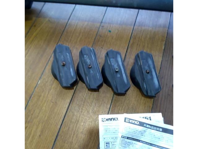 INNO XS300+TR151 エアロベースキャリア