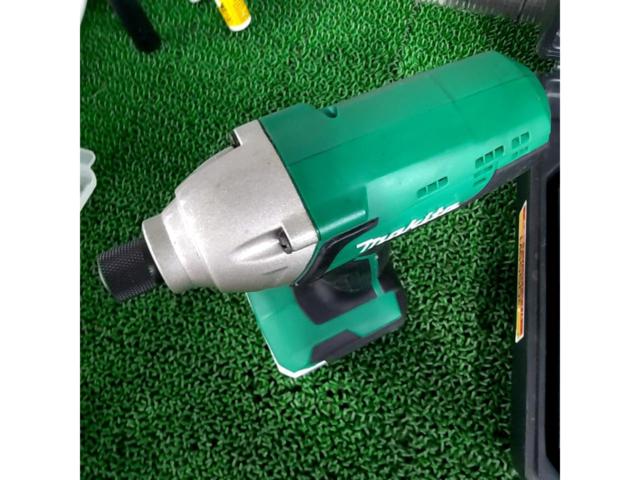 makita マキタ インパクトドライバー M695D