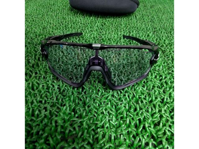 OAKLEY サイクルゴーグル