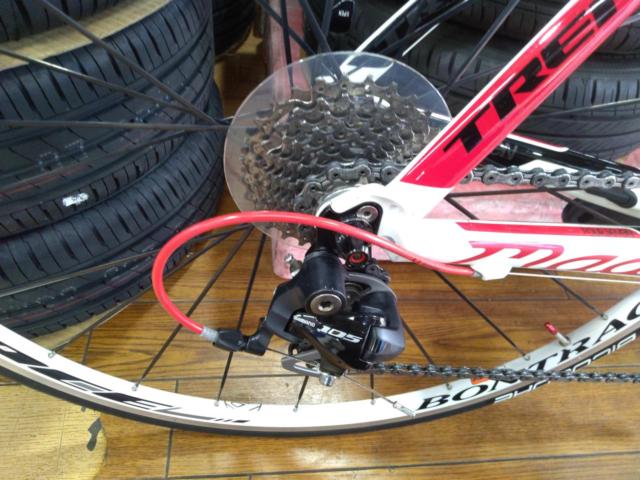 TREK(トレック) Madone 4.7 2×10C 外装20段変速 ロードバイク 2011年モデル