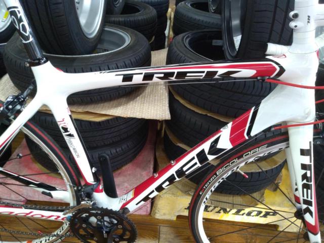 TREK(トレック) Madone 4.7 2×10C 外装20段変速 ロードバイク 2011年モデル