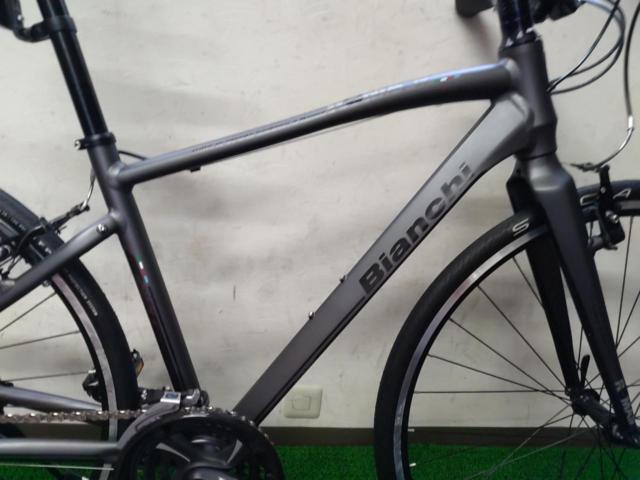 BIANCHI ROMA Ⅳ 2015年モデル 700×28C 3×8s アルミクロスバイク グレー サイズ:44 参考サイズ:165～170cm