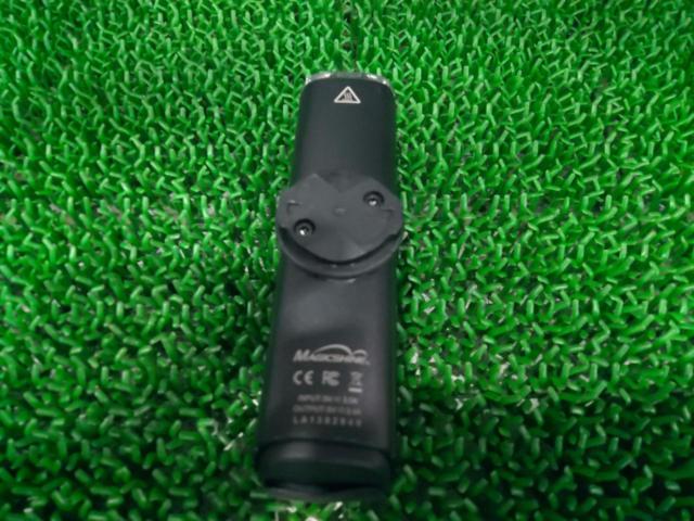 OLIGHT RN 1500 充電式フロントライト