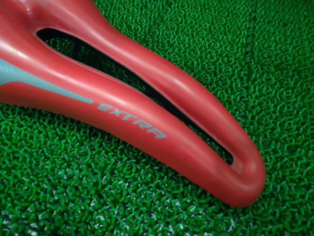SELLE SMP EXTRA サドル レッド