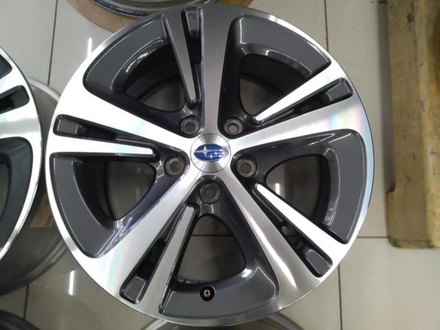 SUBARU VM系レヴォーグ 純正ホイール