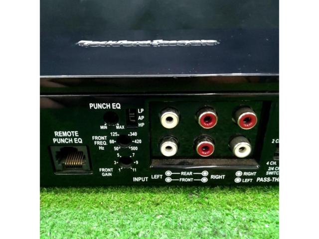 Rockford T600-4 4chパワーアンプ