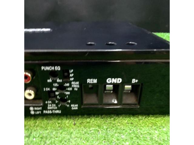 Rockford T600-4 4chパワーアンプ