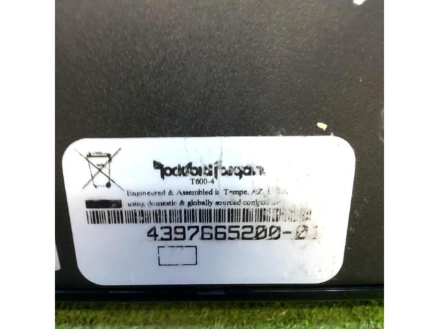 Rockford T600-4 4chパワーアンプ