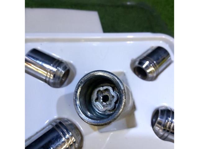 【M12xP1.25】SUBARU純正 McGard製ホイールロックセット