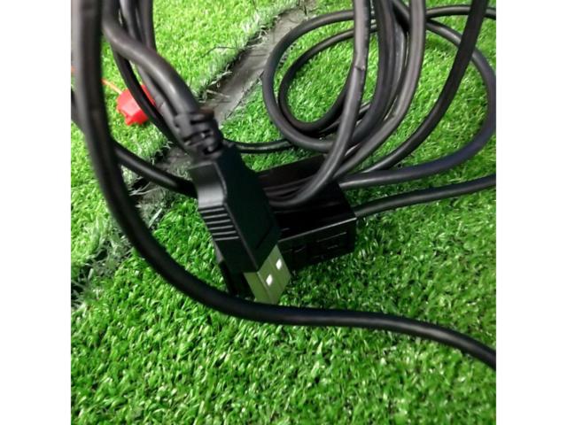 トヨタ車用ビルトインUSB/HDMI接続ユニット