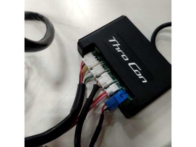 BLITZ
Thro
Con/Throttle Controller
BTHG 2