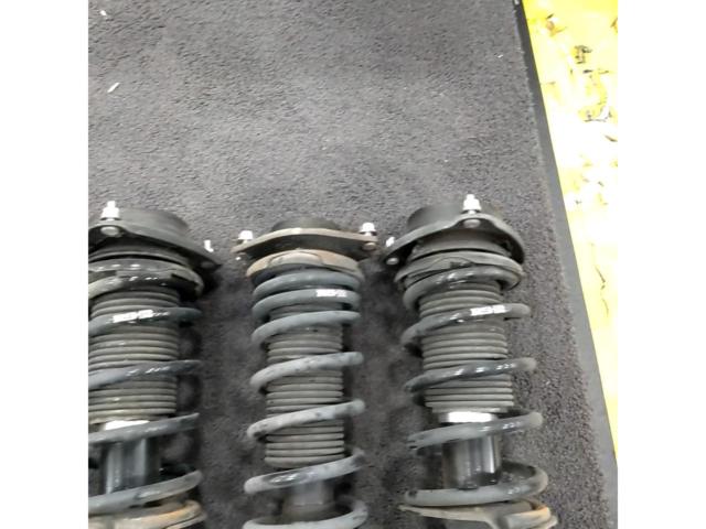 【トヨタ 86・BRZ/ZN6・ZC6 前期】 純正サスキット + RS-R ダウンサス