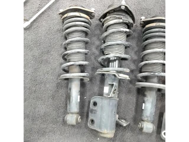 【トヨタ 86・BRZ/ZN6・ZC6 前期】 純正サスキット + RS-R ダウンサス