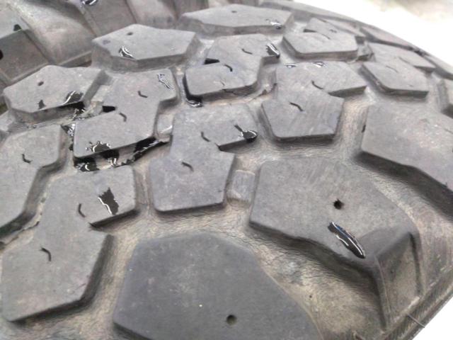 MAXXIS BUCKSHOT MUDDER 195R14C 106/104R 8PR 4本セット