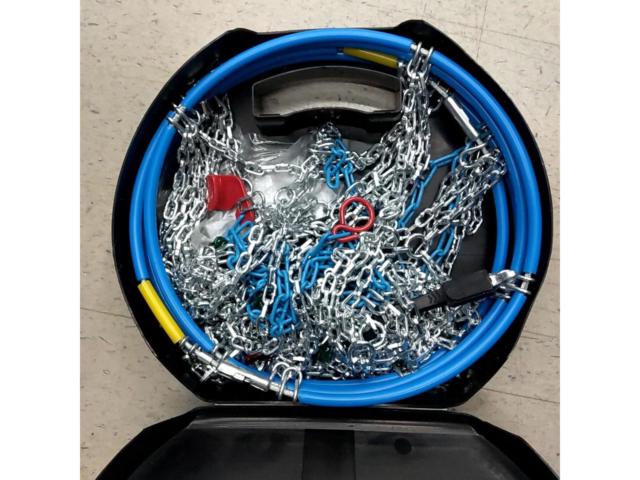 TUV NORD QUICK FITTING CAR SNOW CHAINS 金属チェーン