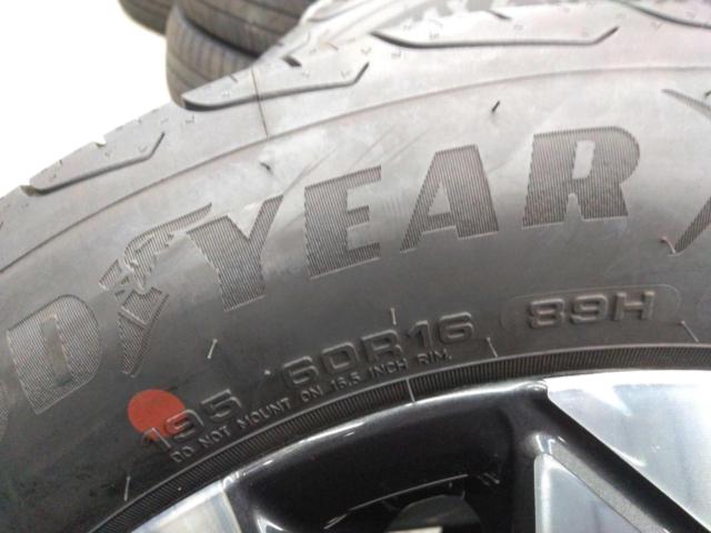日産純正 セレナC27後期純正ホイール + GOODYEAR TRIPLEMAX2