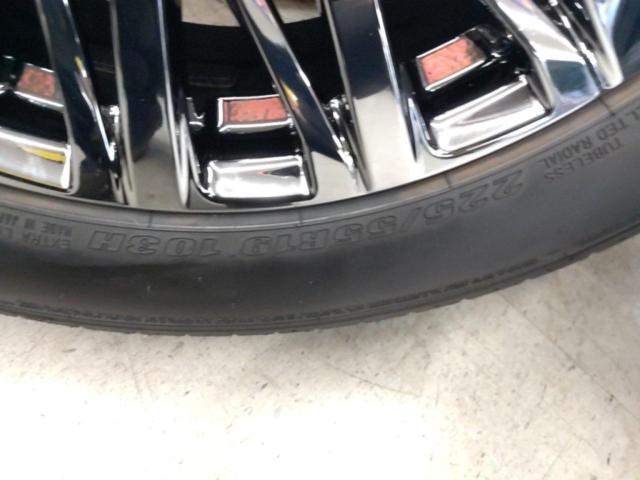 LEXUS LM500h エグゼクティブラウンジ純正ホイール + DUNLOP SP SPORT MAXX 060
