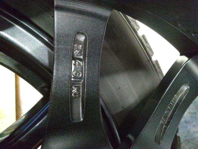 weds VELVA CHARGE+DUNLOP WINTERMAXX WM02