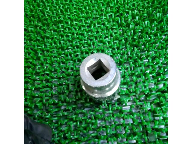TONE 6角ソケット 27mm 差込径1/2