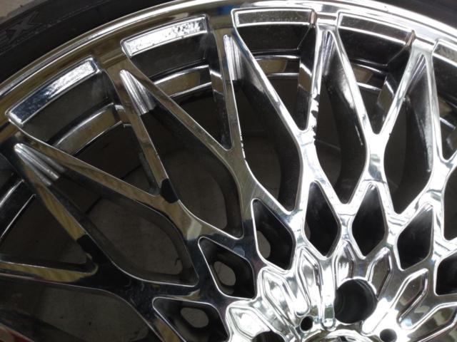 BADX LOXARNY PAVONE + ZEETEX HP5000 max 245/35R21 96Y XL
