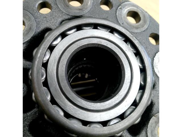 Nissan Skyline GT-R/BNR32 Genuine Parts
Front open differential
