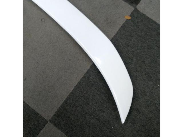 【クラウンマジェスタ/210系】トランクスポイラー
