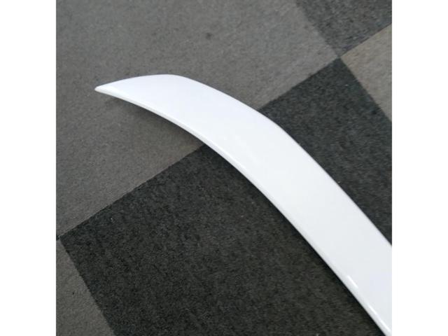 【クラウンマジェスタ/210系】トランクスポイラー