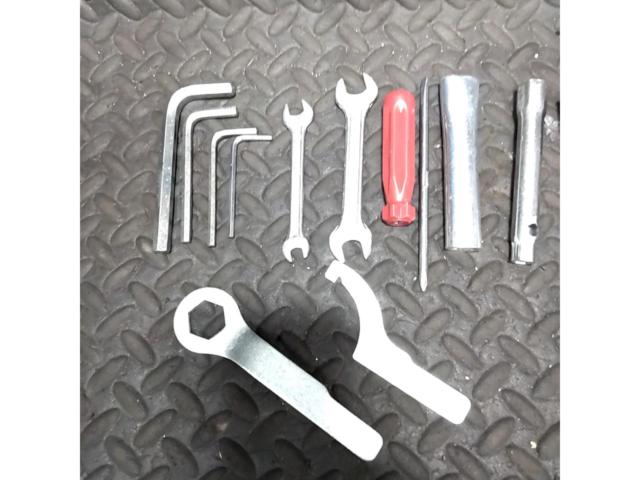 KTM 純正車載工具