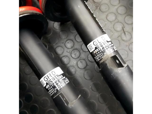トヨタ純正 130系マークX G’s純正サスキット