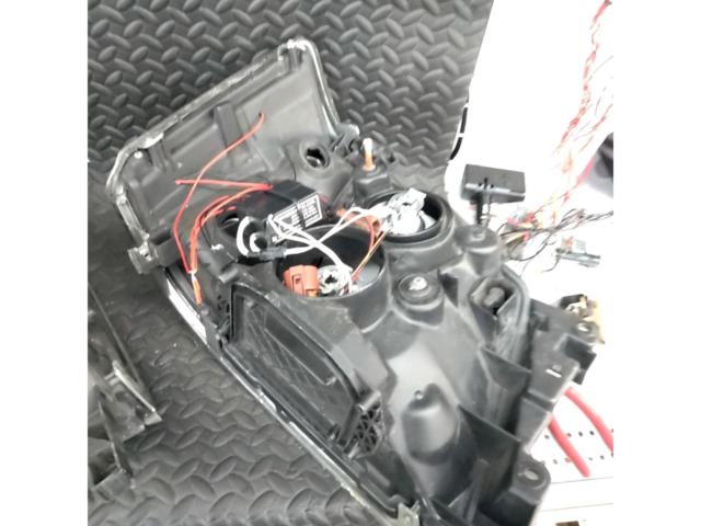 E50 エルグランド後期 純正加工ヘッドライト