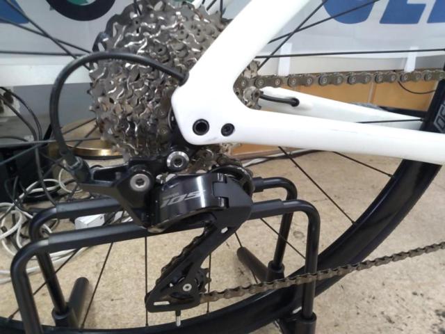 SPECIALIZED Tarmac SL7 Sport メーカーサイズ52 カーボンフレームロードバイク ホワイト 2024年モデル
