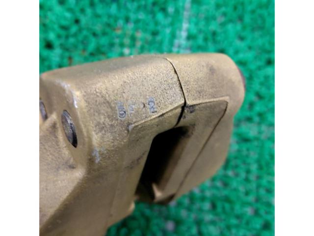 108【Brembo】4POTキャsティングキャリパー 汎用40mmピッチ