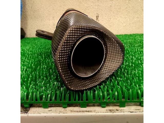 AKRAPOVIC slip-on silencer
CBR250RR