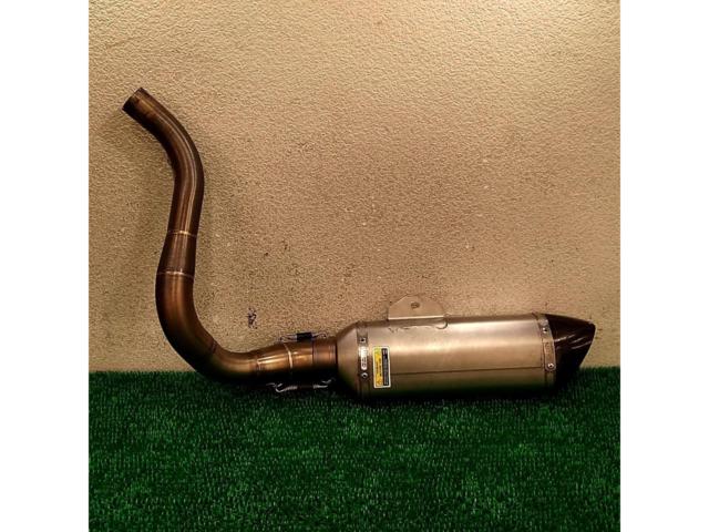 AKRAPOVIC genuine optional slip-on muffler
Duke 125/200/390