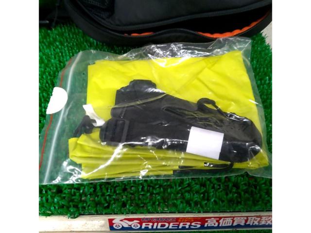 【GOLDWIN】GSM27012ヒップバッグ GWM X-OVER HIP BAG 22