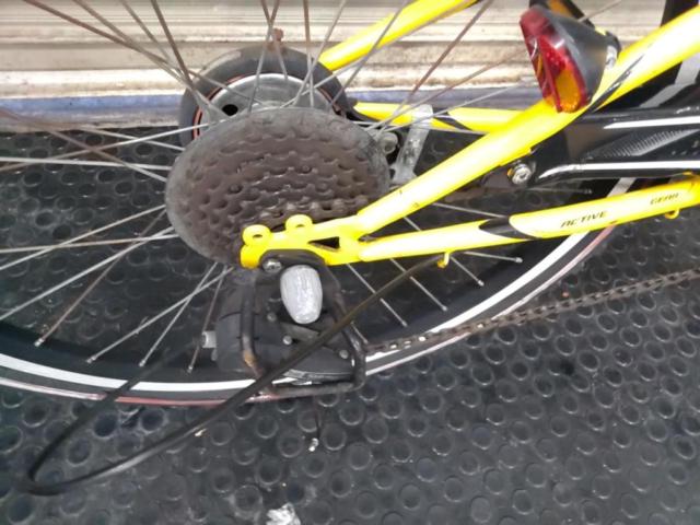 【わけあり現状販売】BRIDGESTONE ACTIVE SPORT GEAR 24×1.75インチ外装6段変速ジュニアサイクル イエロー ※メーター廻り割れ有※