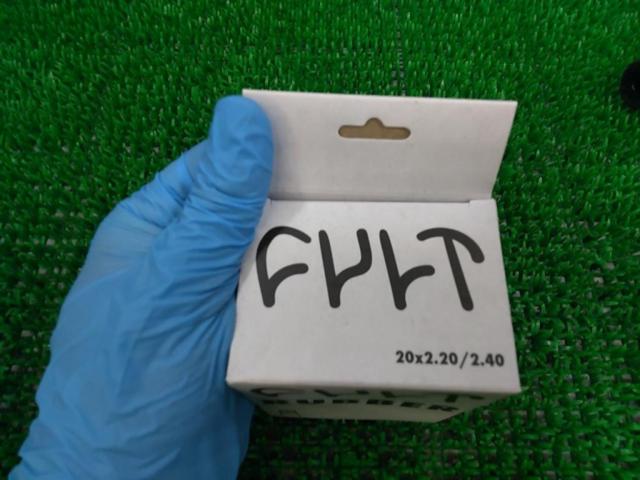 【CULT】20×2.20/2.40用 米式チューブ