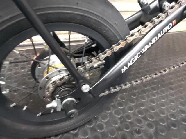 GIC(ジック) HARRY QUINN MAGIC WANDAUTO2 12-1/2×2-1/4インチシングルギア折りたたみ自転車 ブルー