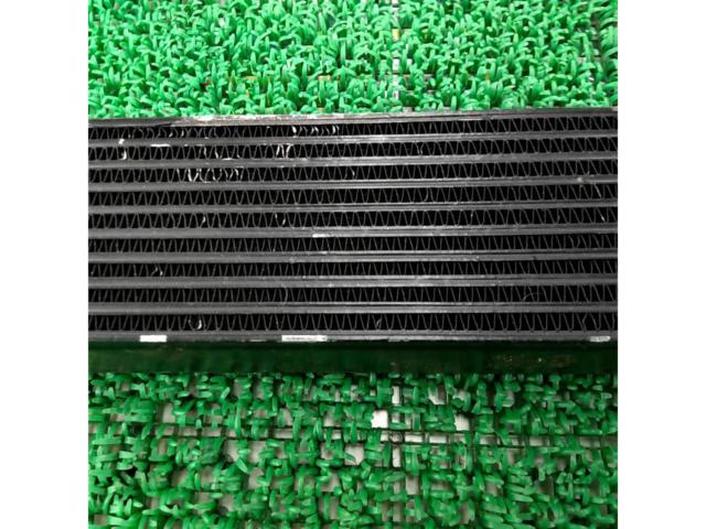 【わけあり】メーカー不明 9段オイルクーラー(カット加工品)