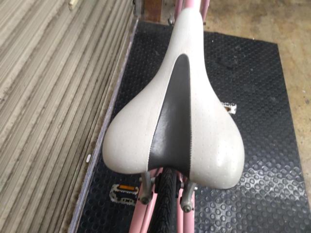 【GIANT】サイズXXS ESCAPE R3.1 24段変速 700×28c アルミクロスバイク ピンク