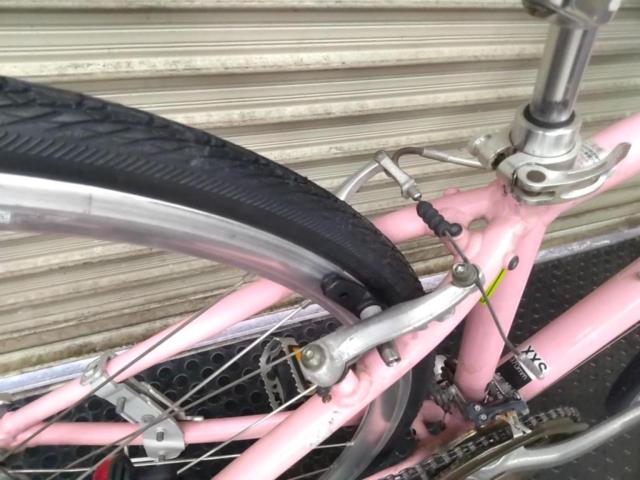 【GIANT】サイズXXS ESCAPE R3.1 24段変速 700×28c アルミクロスバイク ピンク