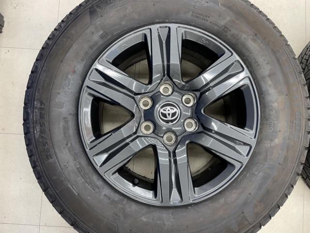TOYOTA ハイラックス/GUN125/後期 Zグレード 純正ホイール  + MICHELIN LATITUDETOUR
