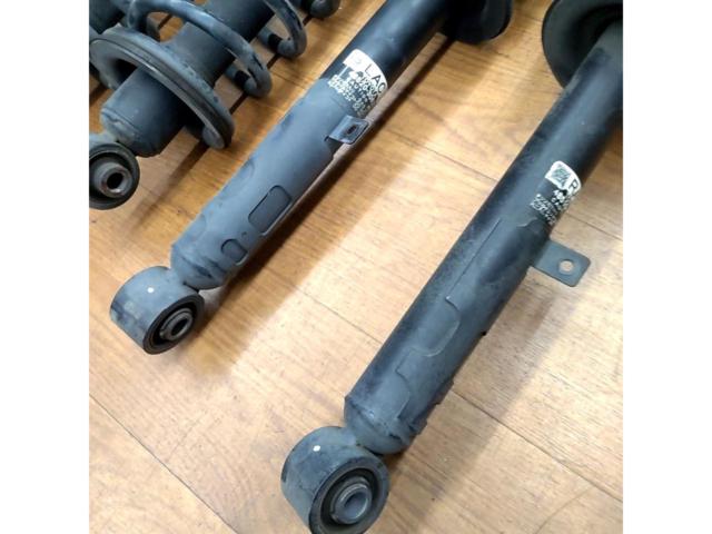 TOYOTA クラウンアスリート(GRS210前期)純正サスペンションキット