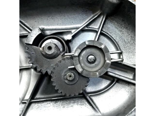 【SUZUKI】チョイノリ/CZ41A純正クランクケースカバー