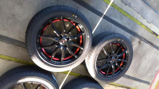 weds NOVARIS ROHGUE VF  + KENDA KR32